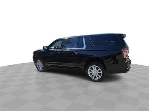 2021 Chevrolet Suburban High Country