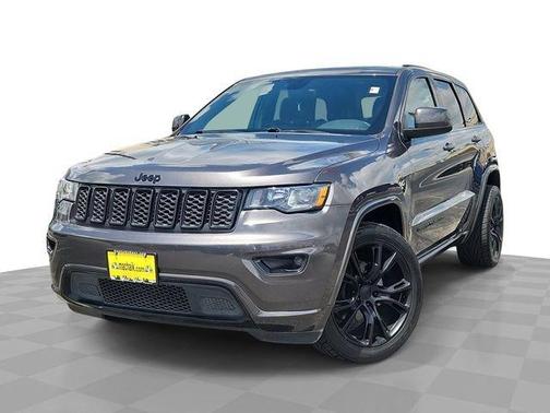 Granite Crystal Clearcoat Metallic 2017 Jeep Grand Cherokee Altitude