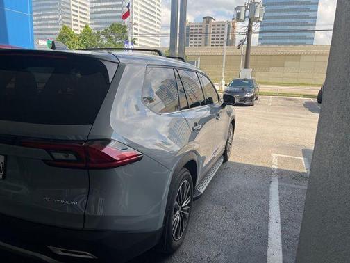 Cement 2026 Toyota Grand Highlander Hybrid MAX Platinum