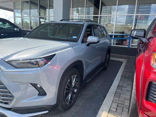 Cement 2026 Toyota Grand Highlander Hybrid MAX Platinum