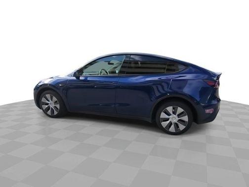 Deep Blue Metallic 2024 Tesla Model Y Long Range