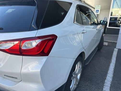 2020 Chevrolet Equinox Premier w/2LZ
