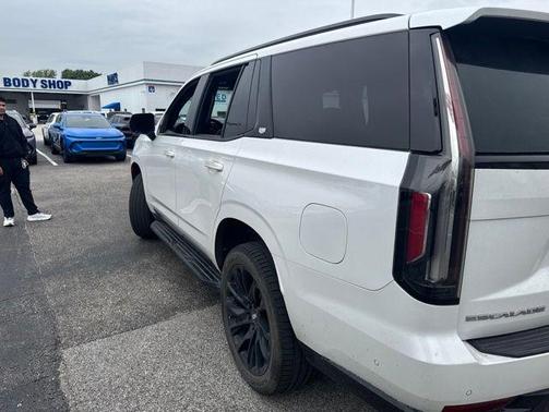 Crystal White Tri-Coat 2021 Cadillac Escalade Sport Platinum