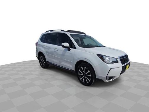 Crystal White Pearl 2018 Subaru Forester 2.0XT Touring