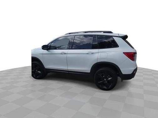 White 2021 Honda Passport Elite