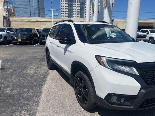 White 2021 Honda Passport Elite