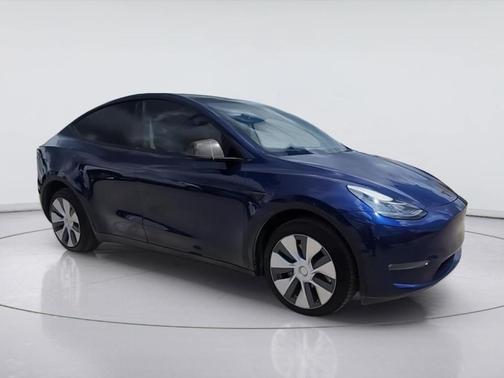 Deep Blue Metallic 2023 Tesla Model Y Long Range