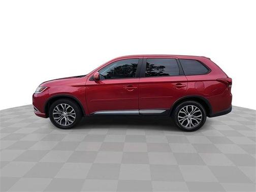 2016 Mitsubishi Outlander SE