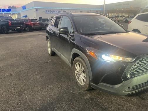2022 Toyota Corolla Cross LE