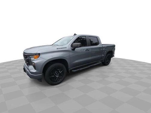 Sterling Gray Metallic 2024 Chevrolet Silverado 1500 Custom
