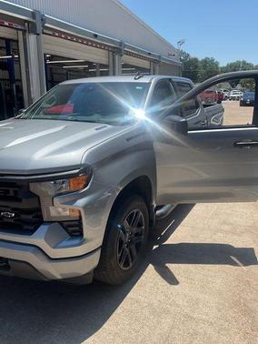 Sterling Gray Metallic 2024 Chevrolet Silverado 1500 Custom