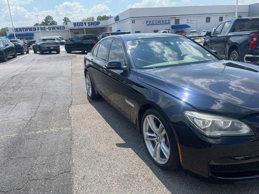 2014 BMW 750 i