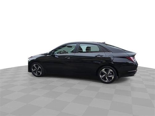 2022 Hyundai ELANTRA HEV Limited