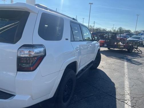 2023 Toyota 4Runner SR5