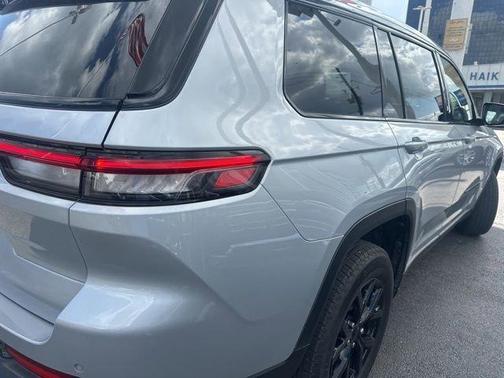Silver Zynith 2024 Jeep Grand Cherokee L Laredo