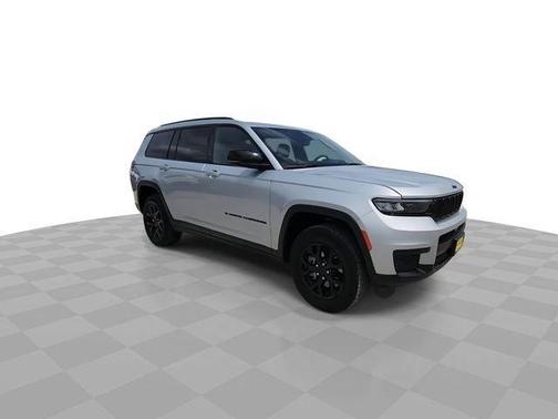 Silver Zynith 2024 Jeep Grand Cherokee L Laredo