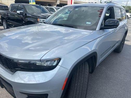 Silver Zynith 2024 Jeep Grand Cherokee L Laredo