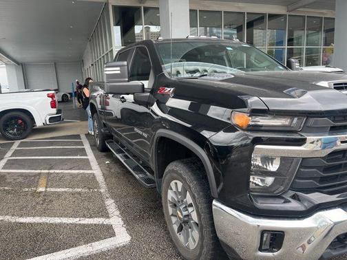 Black 2024 Chevrolet Silverado 2500 LT