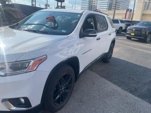 2021 Chevrolet Traverse Premier