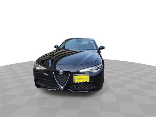 2018 Alfa Romeo Giulia Ti