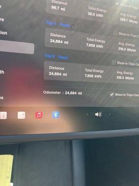 2025 Tesla Model Y Performance