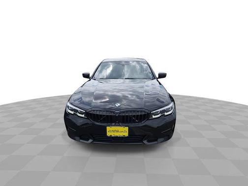 Black Sapphire Metallic 2020 BMW 330 i