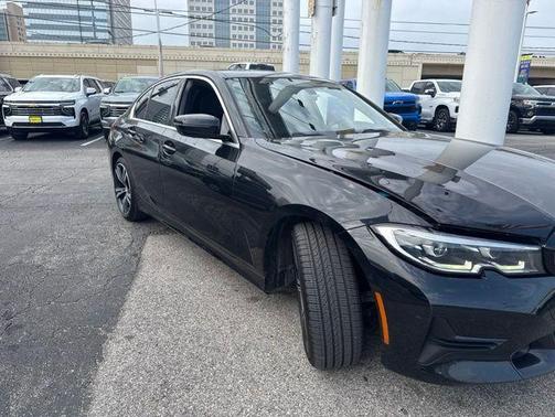 Black Sapphire Metallic 2020 BMW 330 i