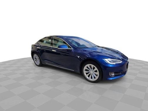 Deep Blue Metallic 2020 Tesla Model S