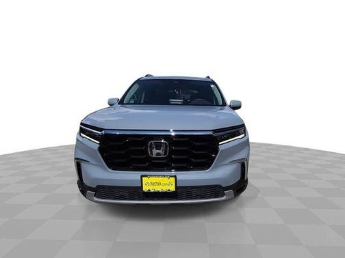 Sky 2025 Honda Pilot Touring