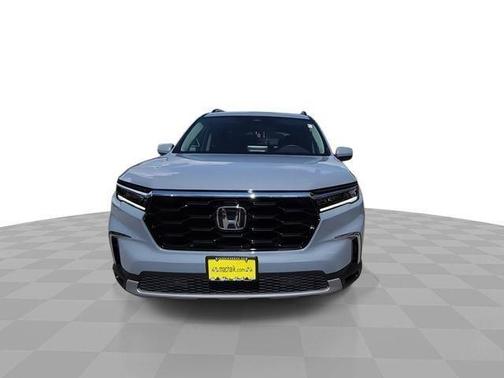 Sky 2025 Honda Pilot Touring