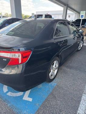 2014 Toyota Camry SE