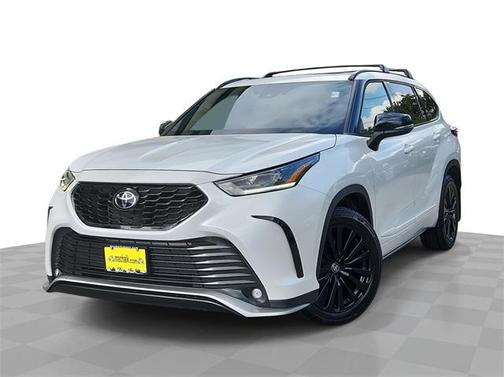 2023 Toyota Highlander XSE
