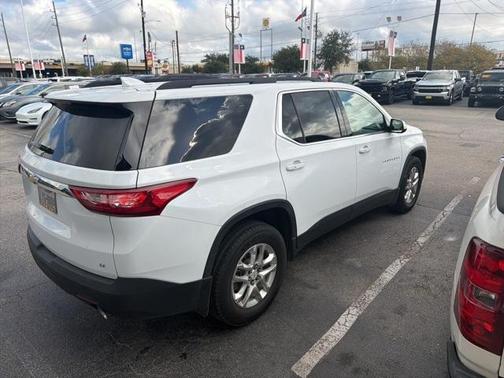2019 Chevrolet Traverse LT Cloth