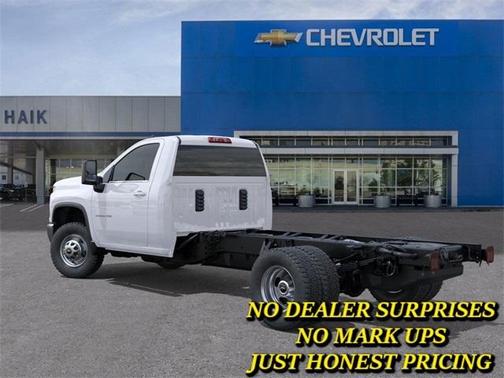 2026 Chevrolet Silverado 3500 WT