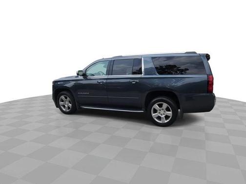 Shadow Gray Metallic 2020 Chevrolet Suburban Premier