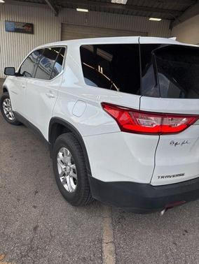 Summit White 2019 Chevrolet Traverse LS