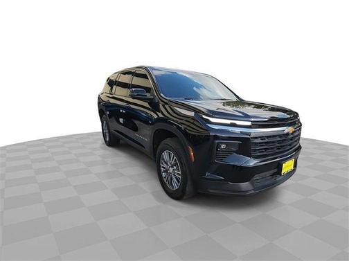 2024 Chevrolet Traverse LS