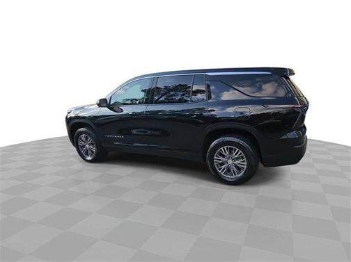 2024 Chevrolet Traverse LS