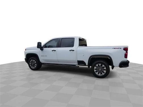2022 Chevrolet Silverado 2500 Custom