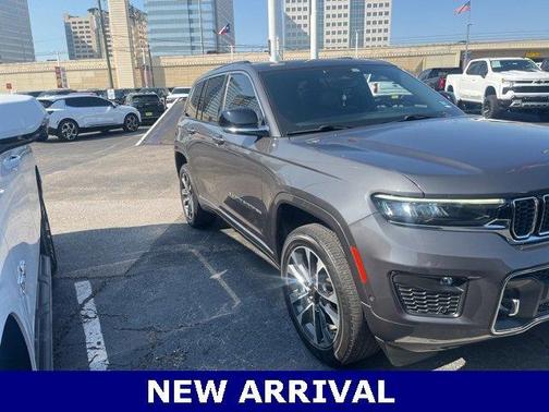 2022 Jeep Grand Cherokee Overland