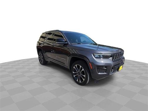 2022 Jeep Grand Cherokee Overland