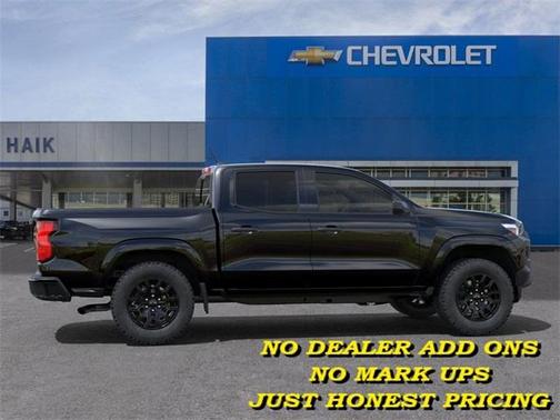 2025 Chevrolet Colorado WT