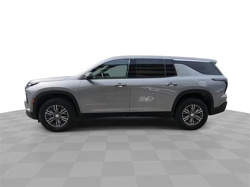 2024 Chevrolet Traverse LS