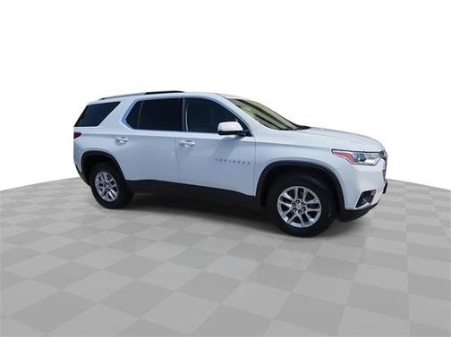 2018 Chevrolet Traverse LT Cloth