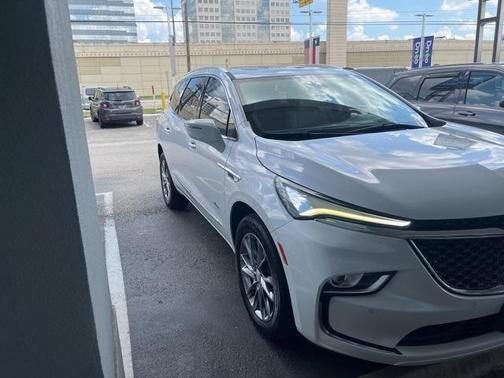 2022 Buick Enclave Avenir