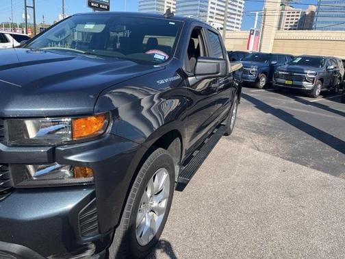 2021 Chevrolet Silverado 1500 Custom
