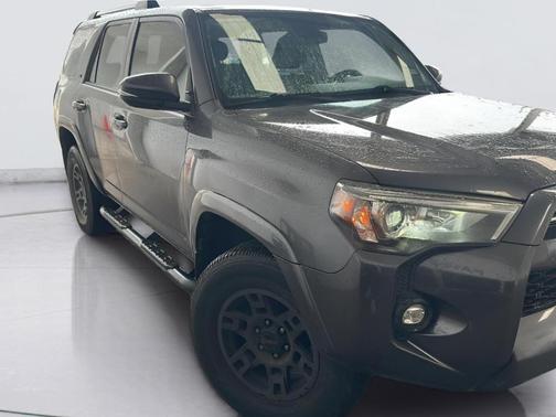 Magnetic Gray Metallic 2021 Toyota 4Runner SR5 Premium