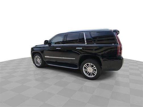 2019 Cadillac Escalade Standard