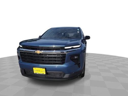 Lakeshore Blue Metallic 2024 Chevrolet Traverse LS