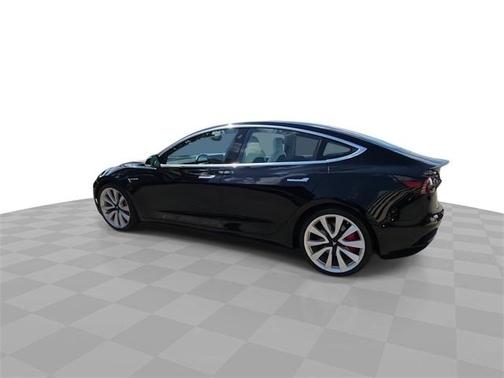 2018 Tesla Model 3 Performance